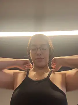 StaceyJones1 online show from 13, 3, 2025