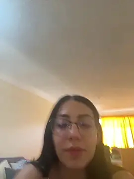 StaceyJones1 online show from 15, 3, 2025