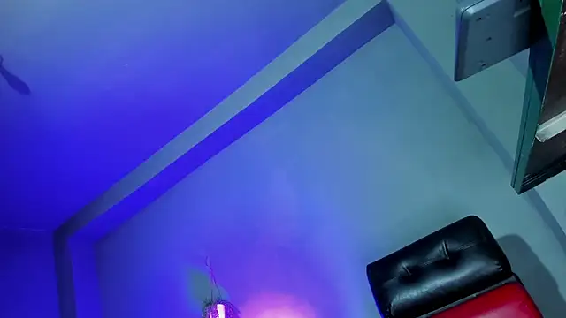 Snapshot of Travistanner_28 chatting on 21, 9, 2025 Travistanner 28 online show from 21, 9, 2025