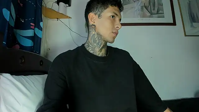 Travistanner 28 online show from 14, 4, 2026