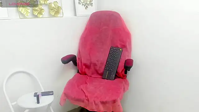 FRAN DESS online show from 1, 2, 2025