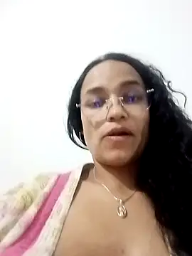 Snapshot of luna_hell chatting on 20, 11, 2025 luna hell online show from 20, 11, 2025