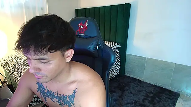 Snapshot of man_dur07 chatting on 7, 1, 2026 man dur07 online show from 7, 1, 2026