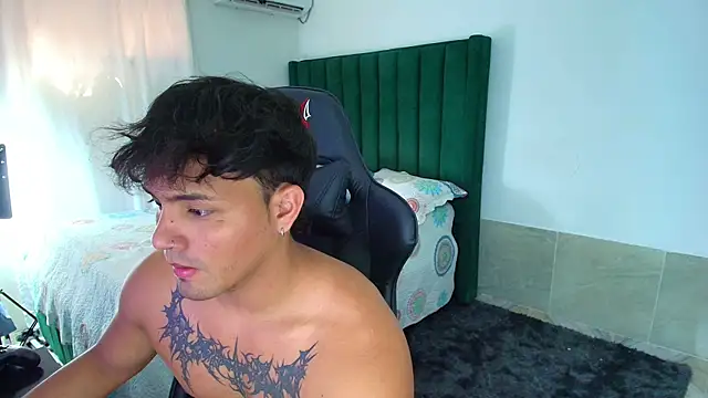 Snapshot of man_dur07 chatting on 19, 2, 2026 man dur07 online show from 19, 2, 2026