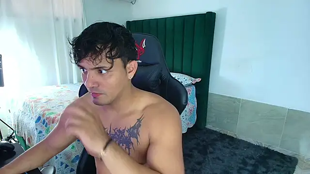 Snapshot of man_dur07 chatting on 24, 2, 2026 man dur07 online show from 24, 2, 2026