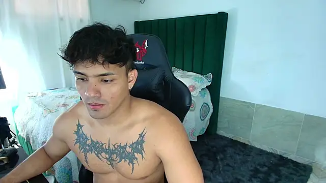 Snapshot of man_dur07 chatting on 13, 3, 2026 man dur07 online show from 13, 3, 2026