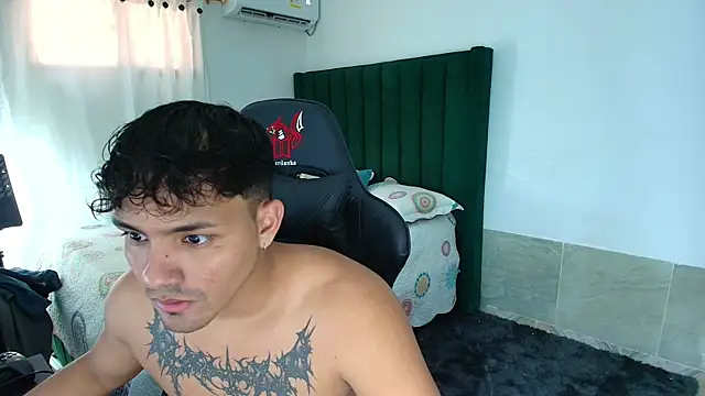 Snapshot of man_dur07 chatting on 30, 3, 2026 man dur07 online show from 30, 3, 2026