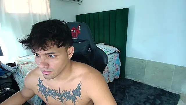 Snapshot of man_dur07 chatting on 7, 4, 2026 man dur07 online show from 7, 4, 2026