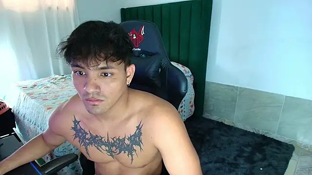 Snapshot of man_dur07 chatting on 14, 4, 2026 man dur07 online show from 14, 4, 2026