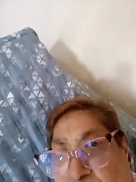 florecita69 online show from 3, 2, 2026