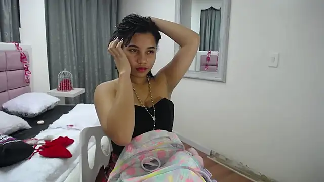 Snapshot of Mayaa_ross chatting on 15, 2, 2025 Mayaa ross online show from 15, 2, 2025