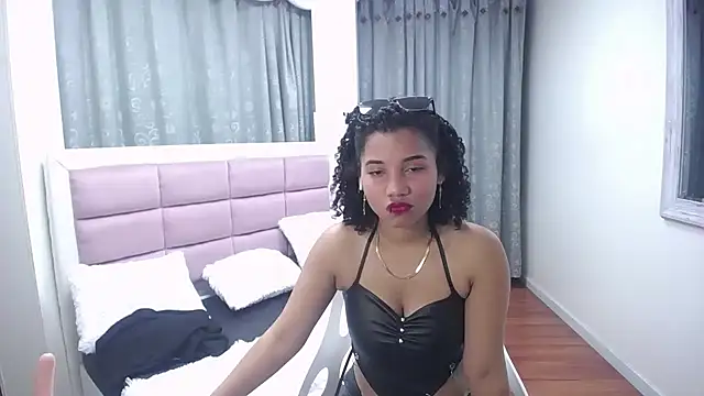 Snapshot of Mayaa_ross chatting on 26, 2, 2025 Mayaa ross online show from 26, 2, 2025