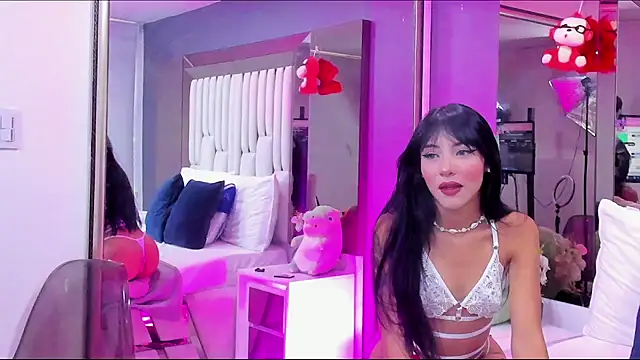 Snapshot of Kitty_Eliffe chatting on 1, 2, 2025 Kitty Eliffe online show from 1, 2, 2025