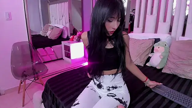 Snapshot of Kitty_Eliffe chatting on 12, 3, 2025 Kitty Eliffe online show from 12, 3, 2025