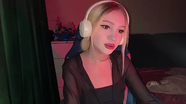 Stuffy Ri online show from 24, 1, 2025