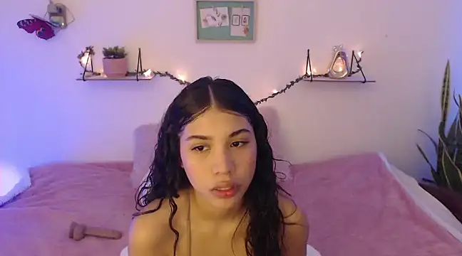 AmberJeong online show from 11, 12, 2024