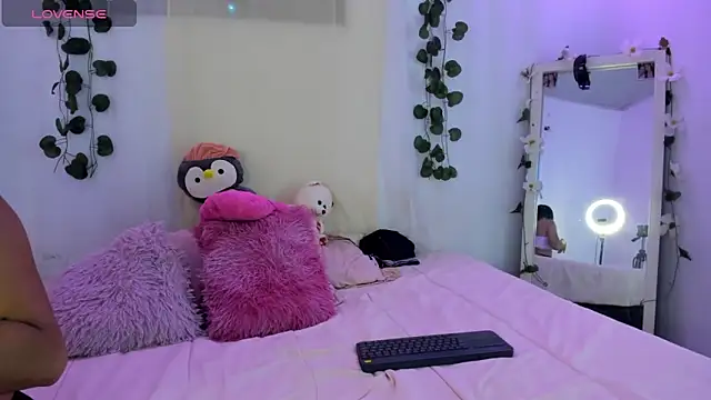 catalina and roger online show from 25, 9, 2025