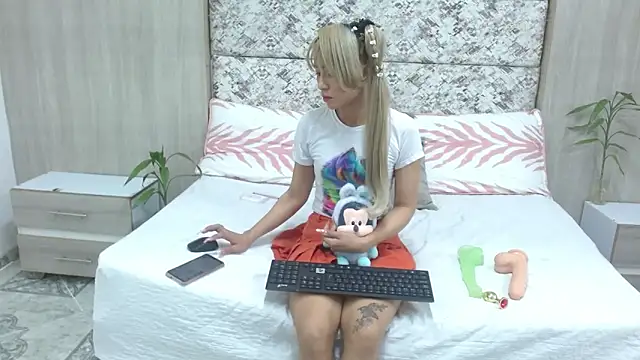 Snapshot of adara_deidara chatting on 17, 3, 2025 adara deidara online show from 17, 3, 2025