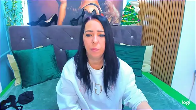 LauraSin online show from 19, 12, 2025