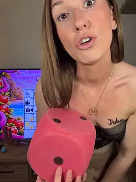 lola tentatiion online show from 8, 3, 2026