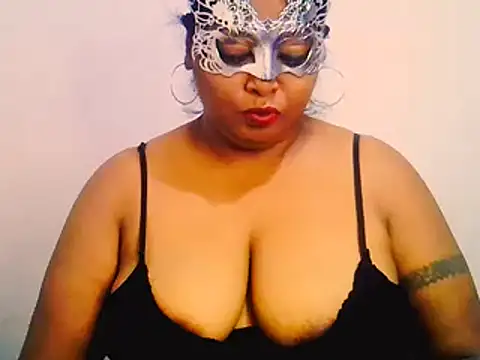 Snapshot of Mysterylady143 chatting on 4, 3, 2025 Mysterylady143 online show from 4, 3, 2025