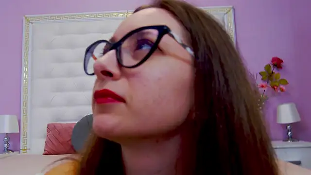 Lenna Paul online show from 10, 9, 2025