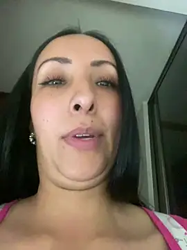 yaralyminjo2 online show from 22, 1, 2025