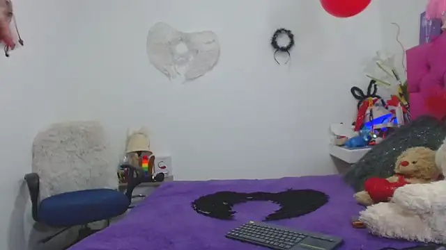 Snapshot of AlexaFontana chatting on 5, 3, 2025 AlexaFontana online show from 5, 3, 2025