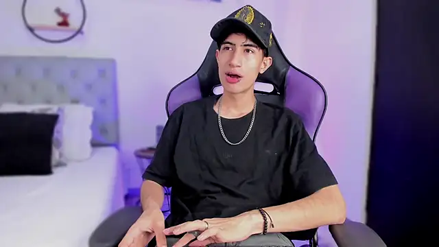 novaybrian online show from 2, 2, 2025