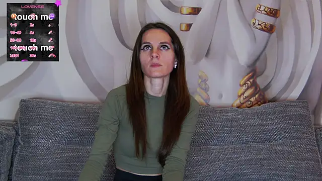 hailey peach online show from 2, 3, 2025