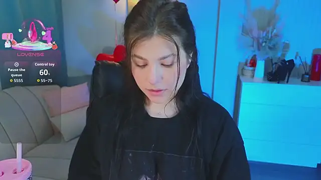 Jenna Adams  online show from 22, 4, 2026