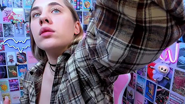 MiaMilas online show from 20, 10, 2025