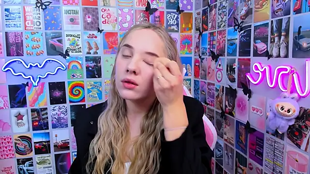 MiaMilas online show from 18, 12, 2025