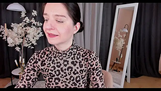 helentasty online show from 28, 2, 2025