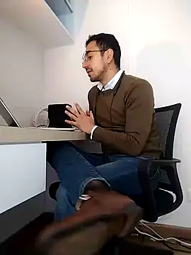 Snapshot of pablo-rincon95 chatting on 15, 2, 2025 pablo-rincon95 online show from 15, 2, 2025