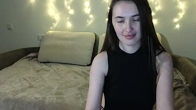 Snapshot of Tutti_Frutt1s chatting on 16, 2, 2025 Tutti Frutt1s online show from 16, 2, 2025