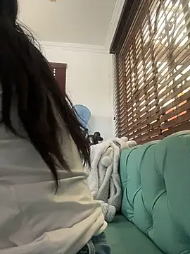 Snapshot of Emily_Trujillo chatting on 4, 11, 2025 Emily Trujillo online show from 4, 11, 2025