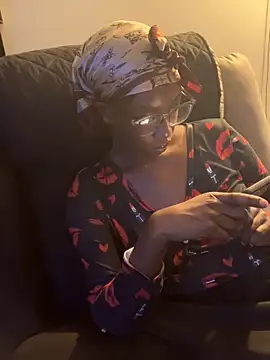 Snapshot of spicysugar74 chatting on 6, 2, 2025 spicysugar74 online show from 6, 2, 2025