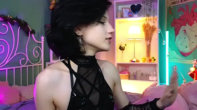 dark vamp  online show from 20, 12, 2024