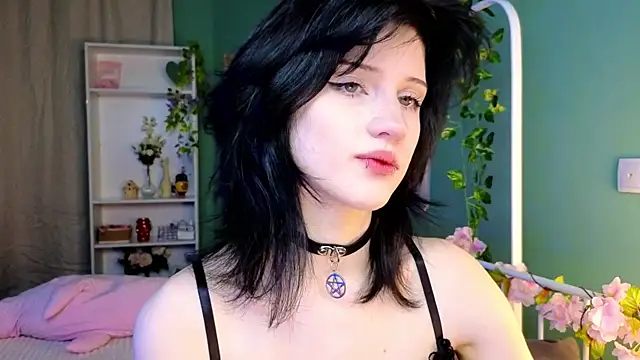 dark vamp  online show from 6, 11, 2025