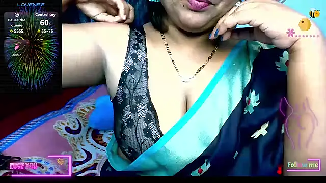 honey-sexy online show from 22, 4, 2026