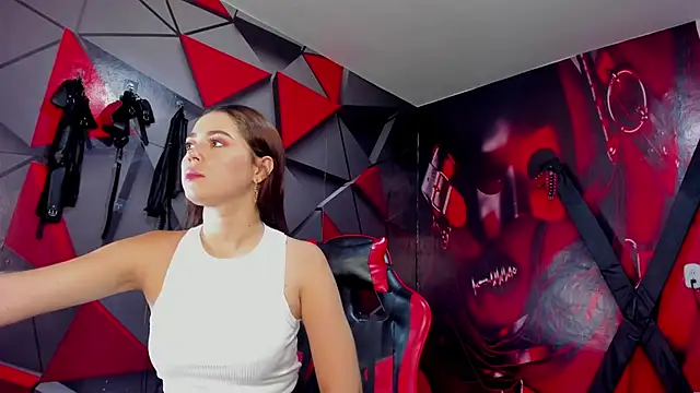 Hana and Zeta online show from 10, 9, 2025