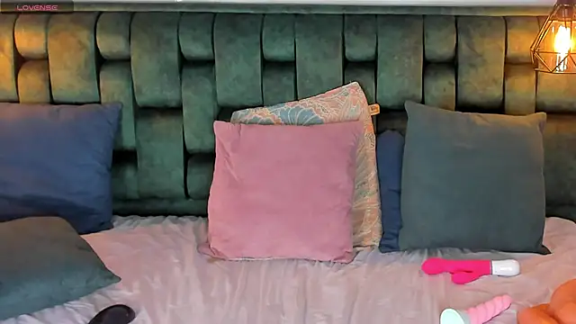 angelswets online show from 5, 3, 2025