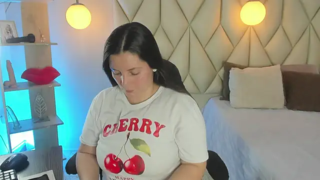 angelswets online show from 10, 5, 2026