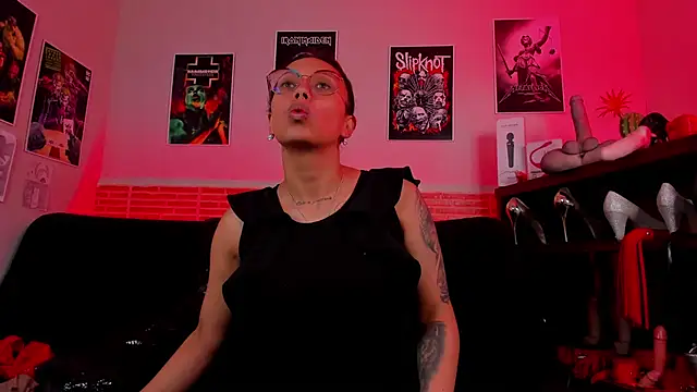 lilith-deveraux online show from 11, 3, 2025