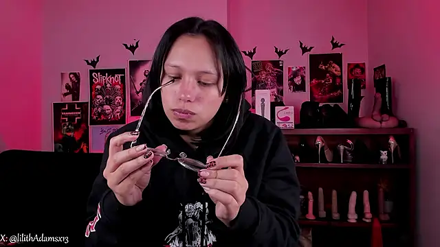 lilith-deveraux online show from 5, 2, 2026