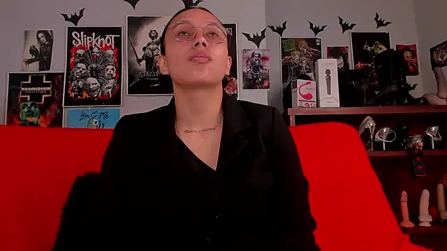 lilith-deveraux online show from 14, 5, 2026