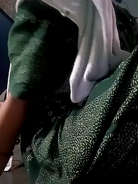 gunjan22 online show from 24, 9, 2025