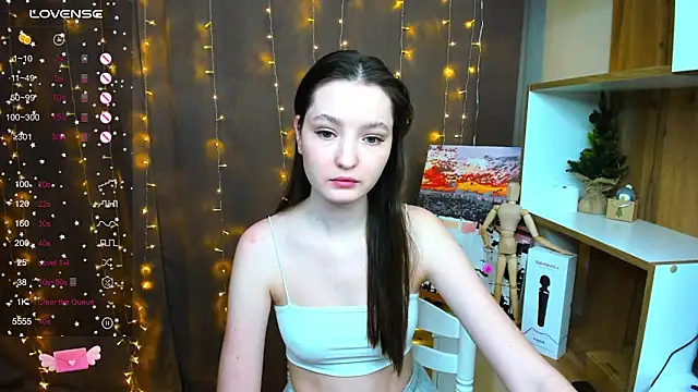 Snapshot of Fairyy_Moon chatting on 15, 12, 2024 Fairyy Moon online show from 15, 12, 2024