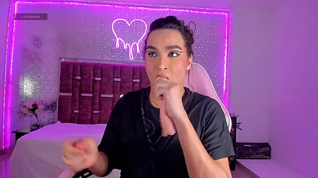 KylieVictoria online show from 22, 2, 2025